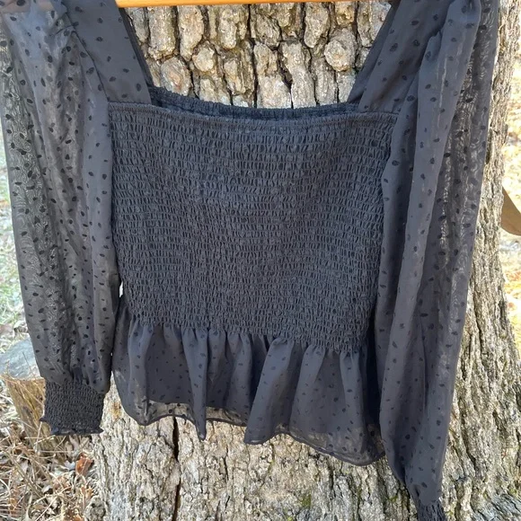 ⭐️Nine West Square Neck Blouse in size M - Picture 3 of 4